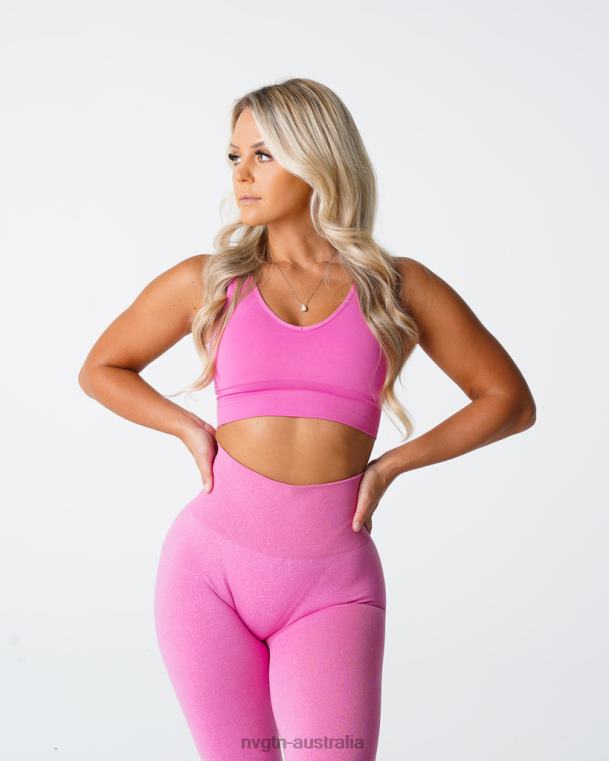 Women Elevate Seamless Bra 0406070 Bubble Gum Pink Fitness NVGTN