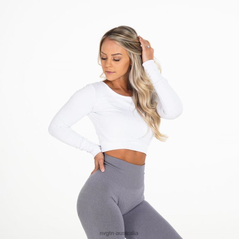 Women Form Long Sleeve Crop 04060274 White Fitness NVGTN