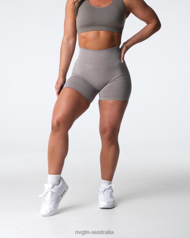 Women Pro Seamless Shorts 04060359 Taupe Fitness NVGTN
